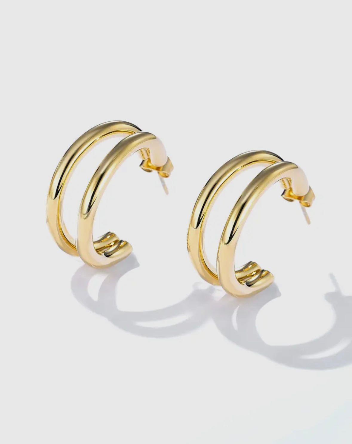 Romy – Edelstahl-Ohrringe in Goldoptik | Doppelter Halbkreis-Style